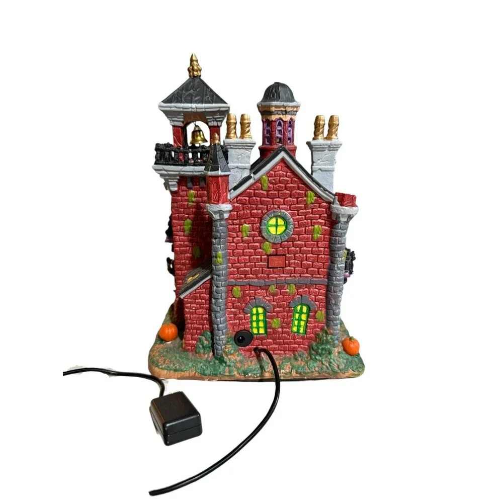 Lemax Spooky Town Fire Department Halloween Village 2011 Retired 15191 READ